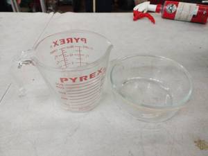 lot 25249 image: Set of Kitchen Glassware -