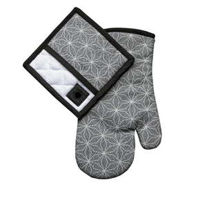 lot 25283 image: Thyme & Table Oven Mitt and Potholder  Gray Star  2 Pack Set