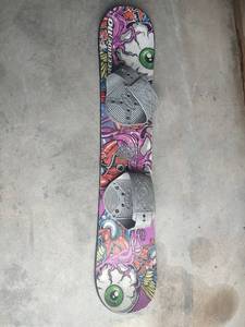 lot 15 image: Freeride 110 Snowboard with Artistic Graphics and Bindings