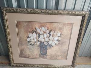 lot 22 image: Framed White Magnolia Floral Print with Ornate Gold Frame, 28 x 24