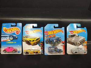 lot 216 image: Hot Wheels Collection Bundle - Custom Ford & SWAT Truck and More