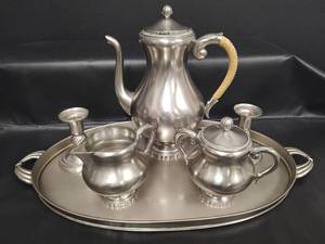 lot 237 image: Vintage Royal Holland Pewter Tea Service Set, Teapot Features Rattan Wrapped Handle, Made in Holland
