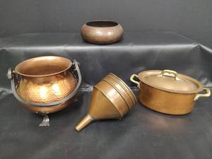 lot 255 image: Vintage Copper Collection