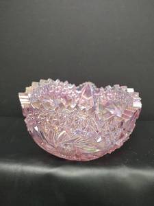 lot 283 image: Vtg Carnival Cut Pink Iridescent, Comet of the Stars, Glass Bowl, 7.5 diameter