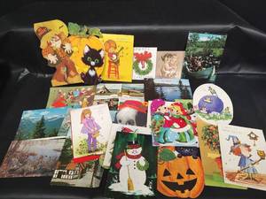 lot 291 image: Vintage Mixed Holiday Greeting Cards Collection