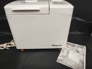lot 299 image: Programmable Magic Chef 1.5lb Automatic Breadmaker Model 310, Appears New