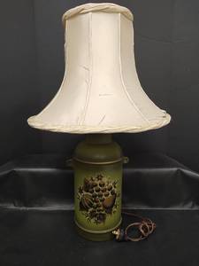 lot 308 image: Vintage 1970s Green ceramic Table Lamp with Grape Design, 24 inches tall, Tested