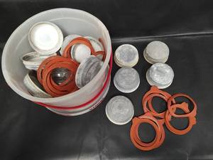 lot 335 image: Bulk Zinc Jar Lids with Rubber Gaskets