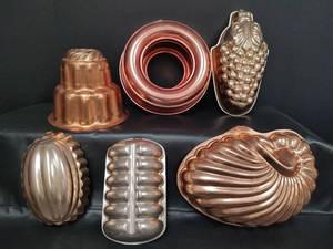 lot 351 image: Copper Colored and Aluminum Mold Collection