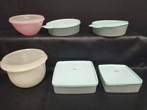 lot 399 image: Vintage Tupperware Storage Container Set with Lids