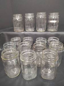 lot 405 image: Ball Mason Glass Jar Pint Size Collection, qty 15