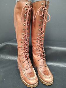 lot 447 image: 1970s Knee High Lace Up Leather Boots, 7.5 Medium