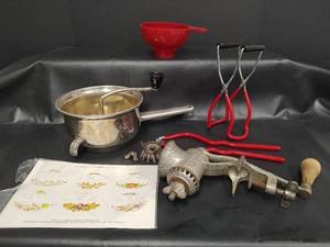 lot 453 image: Canning Components and Grinder