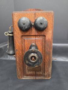 lot 470 image: Antique North Electric Company Oak Wall Telephone