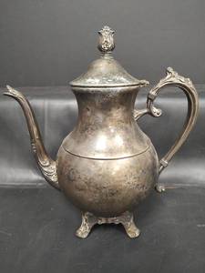 lot 603 image: Antique 1883 Rogers Silver Co Coffee Pot with Ornate Floral Finial. Makers Mark and Crown Trademark on Bottom