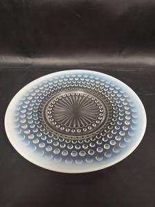 lot 604 image: Vintage Moonstone Opalescent Hobnail Anchor Hocking Sunburst Pattern Plate, 8.5 diameter