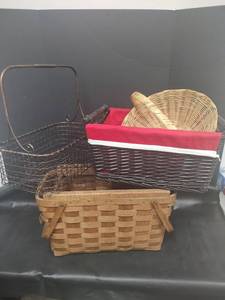 lot 676 image: Mixed Basket Collection Set