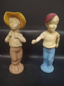 lot 685 image: Avon Catch-A-Fish and Marching Proud Cologne Bottle Set