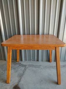 lot 1010 image: Small Wood Table, 24x18x19