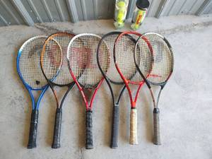 lot 1011 image: Tennis Racquet Collection Mixed Brands with Wilson Balls
