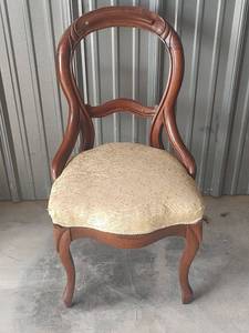 lot 1036 image: Victorian Style Wooden Dining Chair with Upholstered Seat