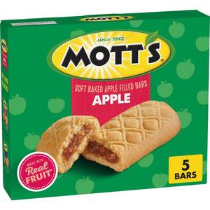 lot 4005 image: Motts Soft Baked Apple Filled Snack Bars - 6.55oz5ct