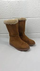 Cat & Jack Brown Winter Boots with Fur Trim