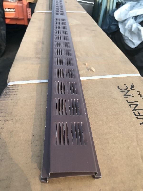 lot 9148 image: 10 new 8 foot aluminum soffit vent inserts