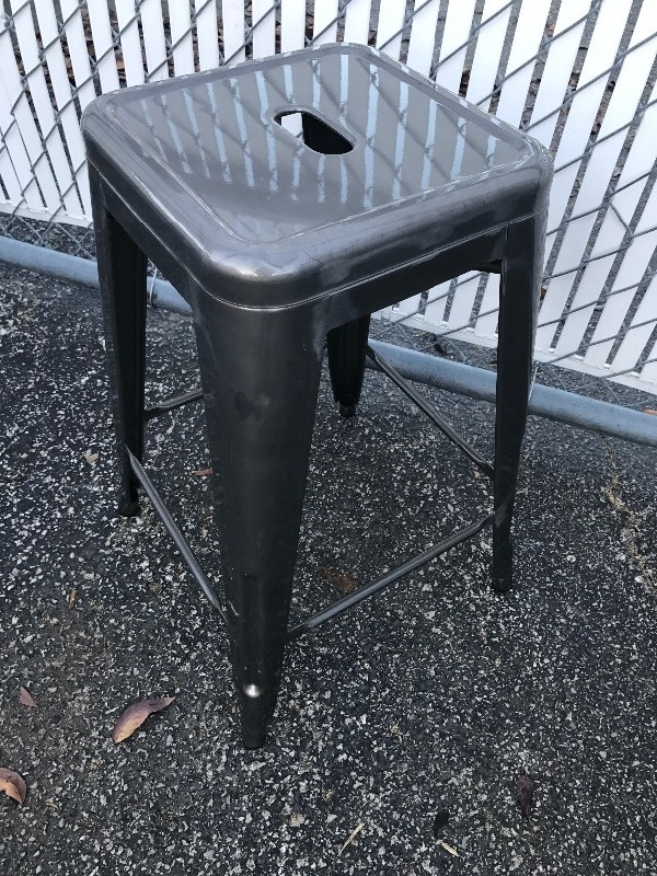 lot 223 image: Nice metal stool as pictured
