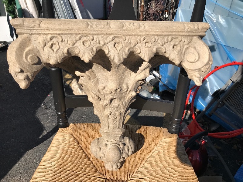 lot 205 image: Nice wall shelf Decour pieces 1.5 feet across 1.5 feet tall very ornate