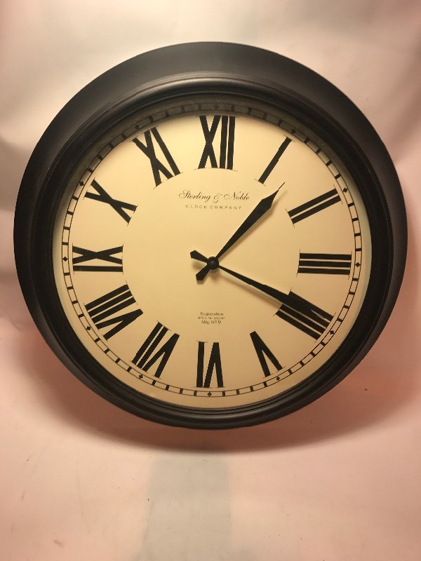 lot 9653 image: Very nice 14 wall clock