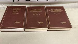 lot 328 image: American Casebook Series Law Books Set