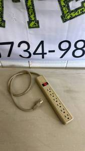 lot 342 image: 6-Outlet Power Strip with Switch