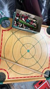 lot 366 image: Wooden Crokinole Board Game with Discs