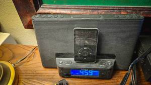 lot 515 image: This can pickup at clients house or Olathe office Sony Dream Machine ICF-C414 Clock Radio