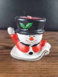 lot 3313 image: Snowman Tealight Candle Holder