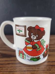 lot 3314 image: Christmas Teddy Bear Coffee Mug