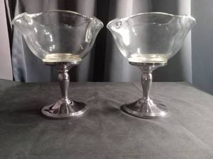 lot 2303 image: Crystal Champagne Coupes with Silver Base