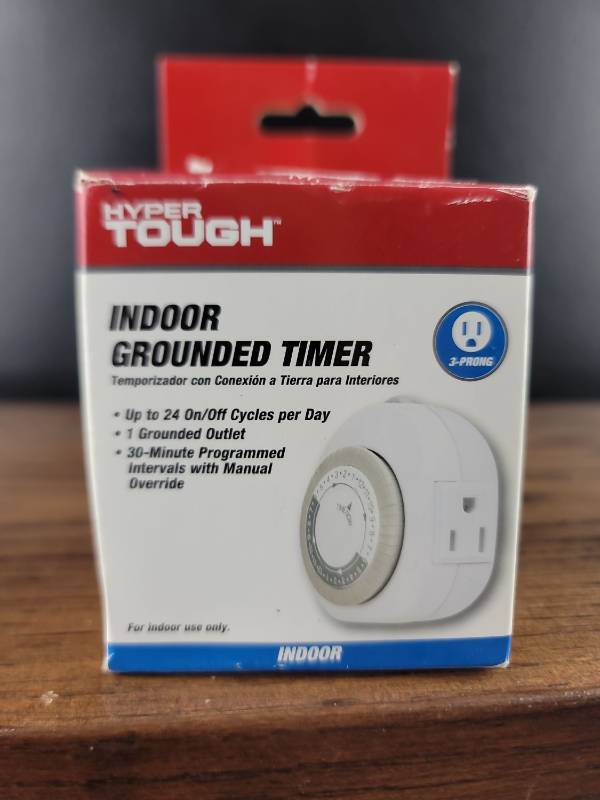lot 2991 image: Hyper Tough Indoor Grounded Timer