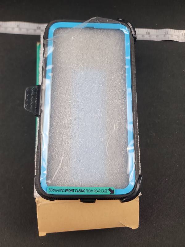 lot 2993 image: Protective Phone Case with Blue Trim
