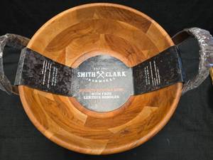 lot 2055 image: Smith & Clark Wooden Serving Bowl with Handles