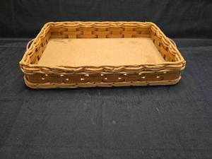 lot 2058 image: Handwoven Square Storage Basket for Pyrex 13x9