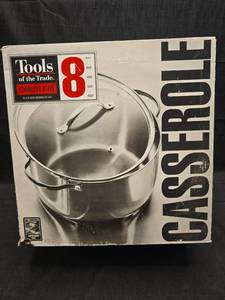 lot 2069 image: Tools of the Trade 8 Qt Stainless Steel Casserole
