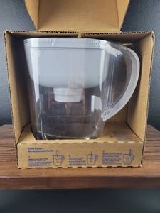 Brita 6-Cup Water Filtering Pitcher