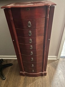 lot 33 image: Traditional Wooden Jewelry Armoire