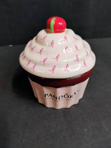lot 1733 image: Pandora Pink Ribbon Cupcake Trinket Box  Some Damage 