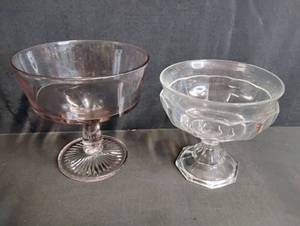 lot 1735 image: Two Truffle Bowls