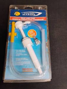 lot 1836 image: Bass Pro Shops Marine Gear Lube Pump Universal