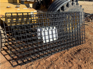 lot 32001 image: KJ Wire Mesh (appox 100 sq ft) K0037
