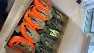 lot 290022 image: Ratchet Tie Down Straps 3 M - 20 Piece Set - SD Lanch